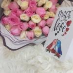 Pink roses bouquet