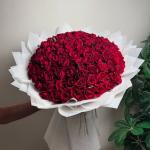 Red rose bouquet