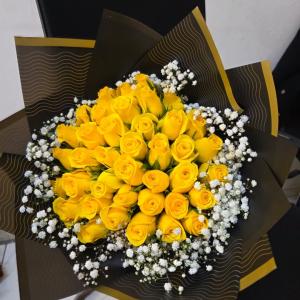Yellow roses